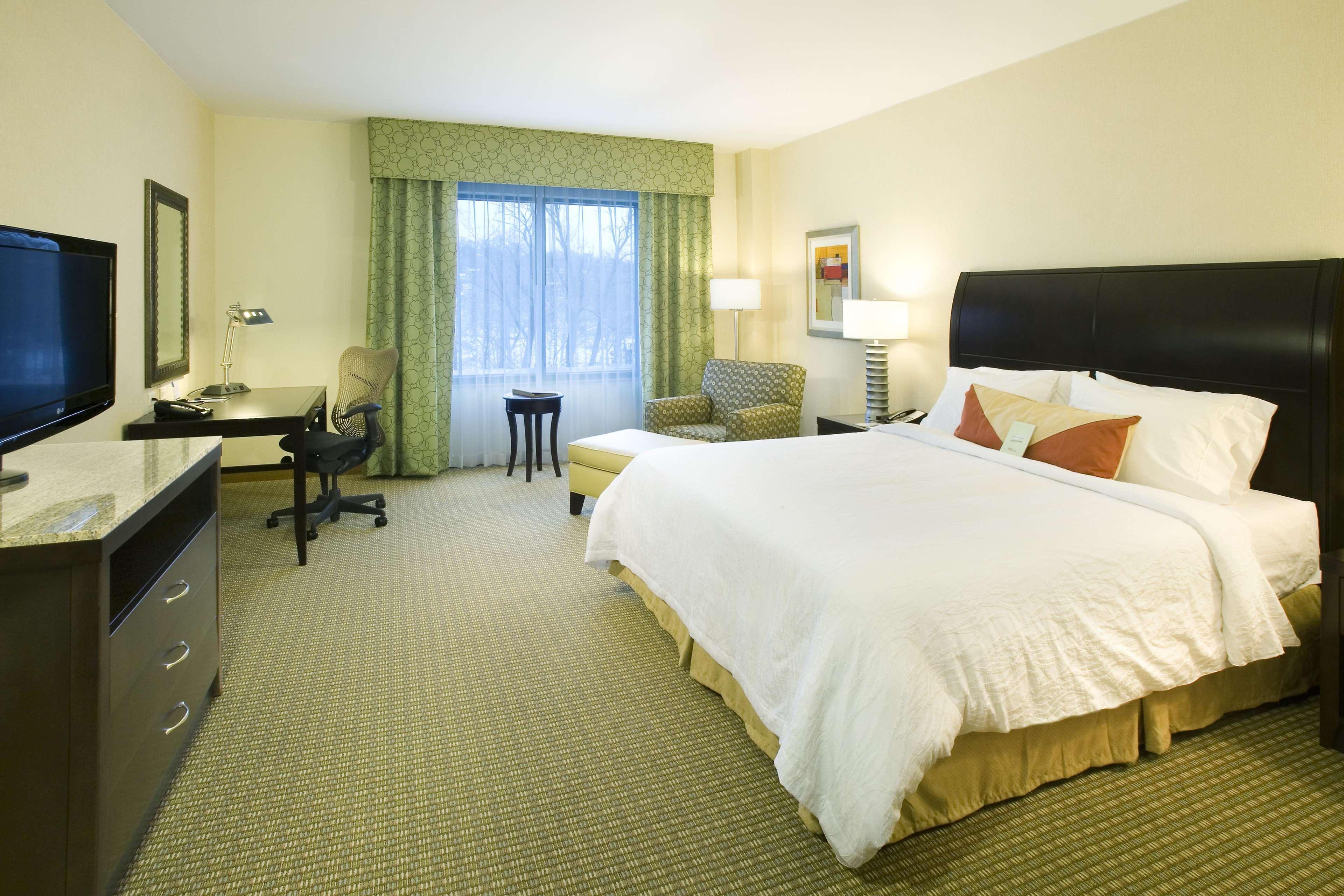 Hilton Garden Inn Shirlington Arlington Bilik gambar